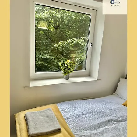Your Perfect Student Pad In Leeds Long Stay Discounts Apartment *