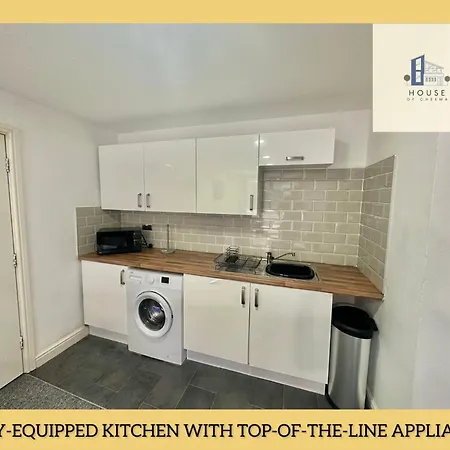Your Perfect Student Pad In Leeds Long Stay Discounts *